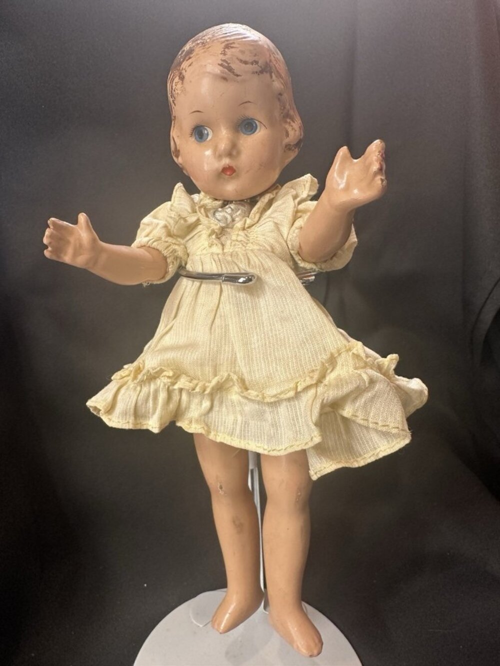 1933 Effanbee Little Girl doll, 9 1/2" Yellow Dress, Red Lips, Blue Eyes.